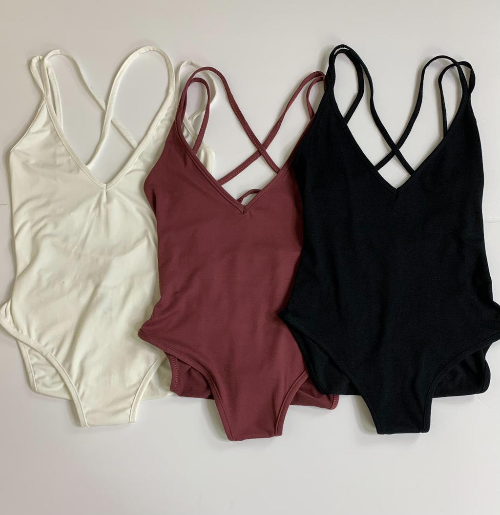 Women's rompers, Rompers for women, Summer rompers, Solid color rompers, Strapless rompers, Jumpsuits and rompers, Beach rompers, sleeveless romper, open back romper, sexy romper, woman romper, go to outfits